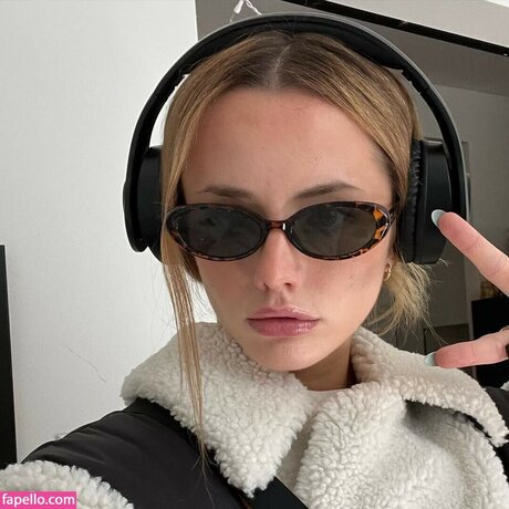 ナチュラルガールズオンリーファン 美しい裸 写真