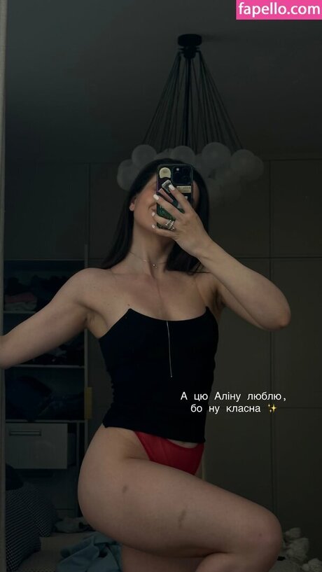 glazalinkaaa ヌード女優 ギャラリー