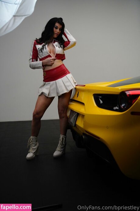 Bea Priestley ポルノスター エロティック 写真