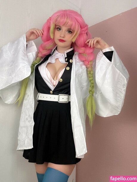 制服オンリーファン 美しいxxx 画像