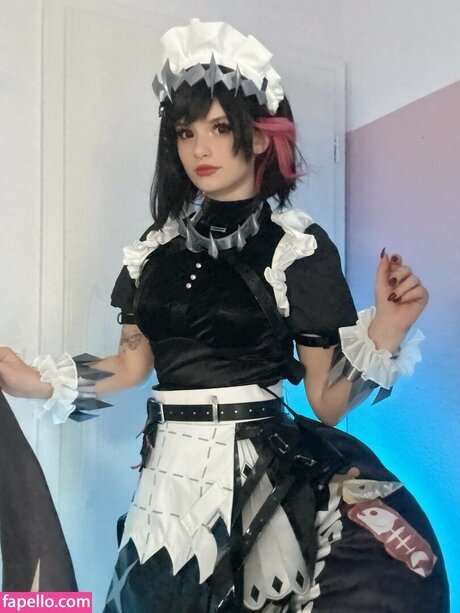 小さいチンポのシーメールオンリーファンズ ポルノ ギャラリー