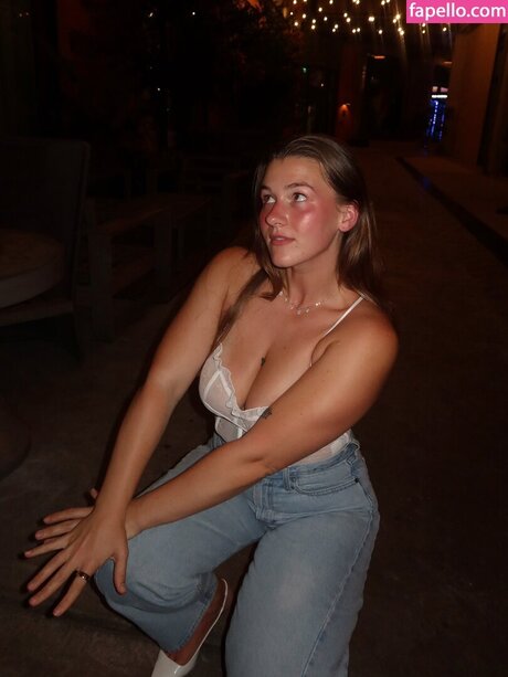 アジア人のセックステープ オンリーファンズ アートポルノ 画像