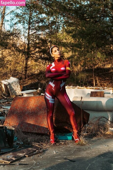 littlefitdevil ヌードスター 写真