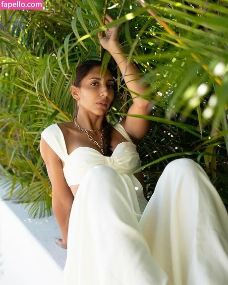 littlefitdevil 美しいモデル 写真