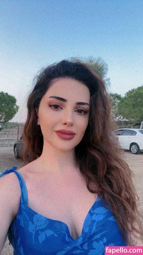 大きなお尻のアジア人オンリーファンズ セクシー裸 写真
