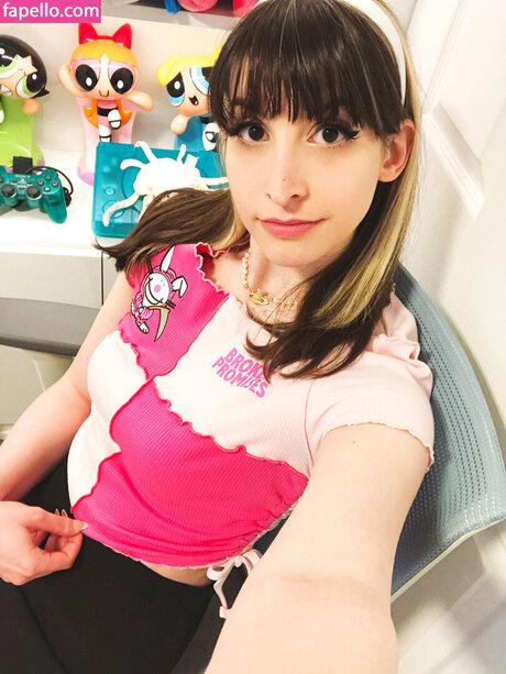 エボニーギルフオンリーファンズ セクシーヌード 画像