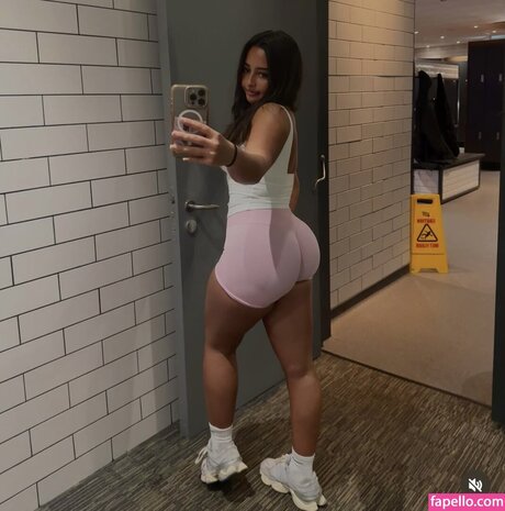 Zarah McAdam セックススター 写真