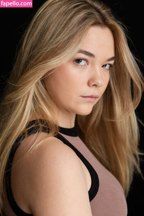 Chloe Guidry エロティックなモデル ギャラリー