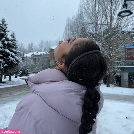 Malia Baker top profile image