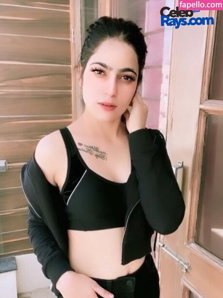 Jasneet Kaur ポルノスター 美しい アーカイブ
