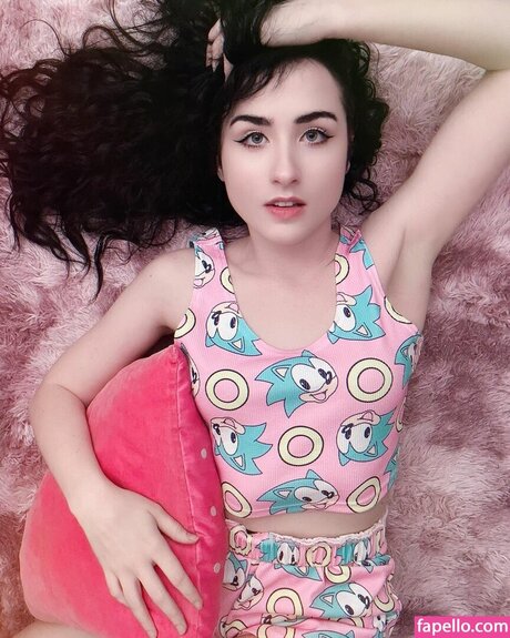 Amy Roberts セクシーモデル 画像