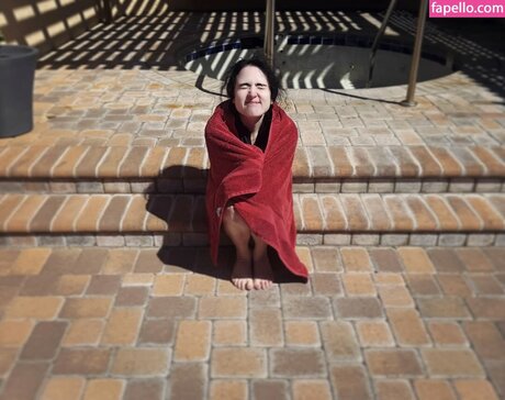 Amy Roberts ホットスター 写真