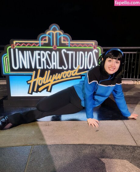 Amy Roberts アダルトモデル ギャラリー