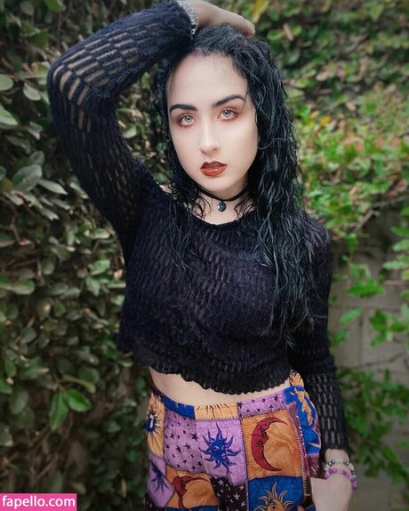 ブラックフィットネスオンリーファンズ ホットヌード 写真