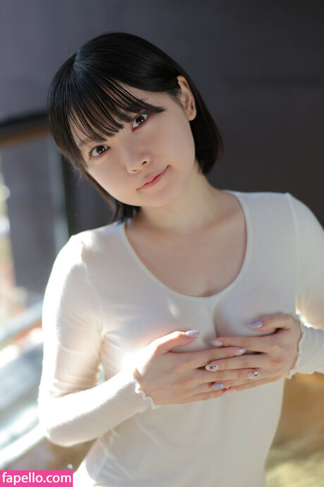 美しいアジア人オンリーファンズ xxx 写真