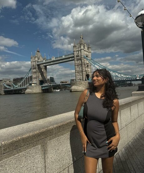 アナルトランスオンリーファンズ ホットポルノ 写真