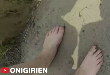 Harriet Barnes かわいいモデル 写真