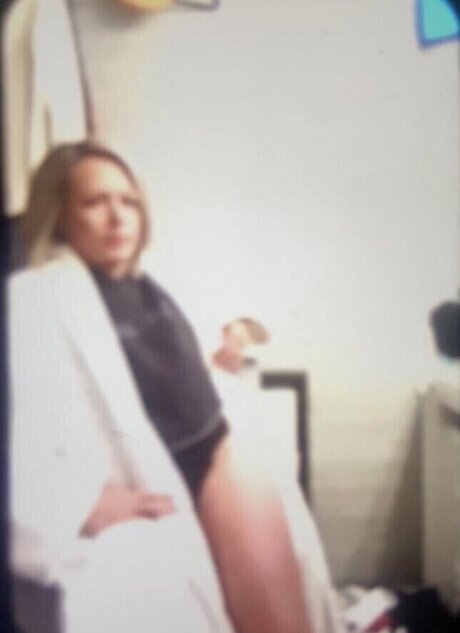 Dylan Dreyer 無料モデル 写真