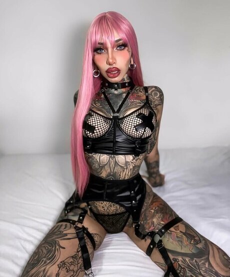 エボニーアナルオンリーファンズ アート裸 ギャラリー