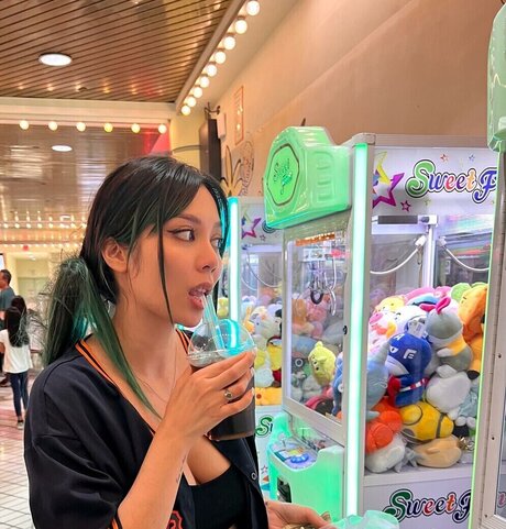 itshellovee 最高のモデル 写真