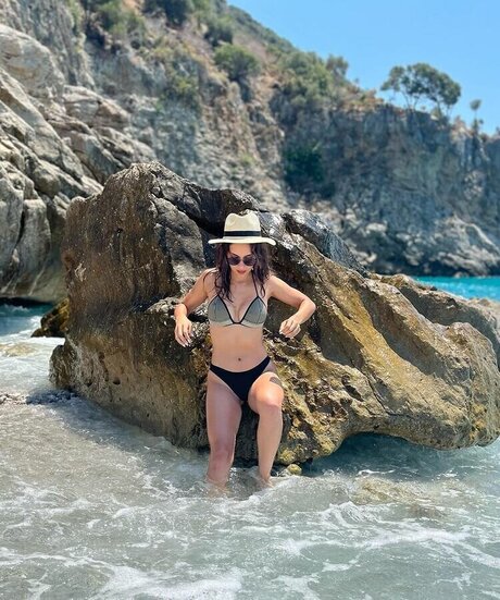 zeynepsedefaydemir 最高のモデル 写真