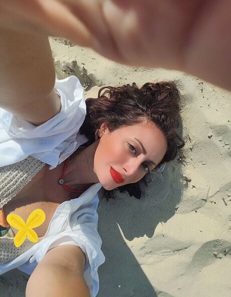 Menna Tayseer トップモデル 写真