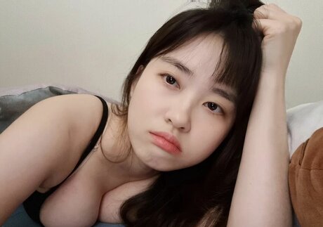Soramsori ASMR 独占ポルノスター 写真