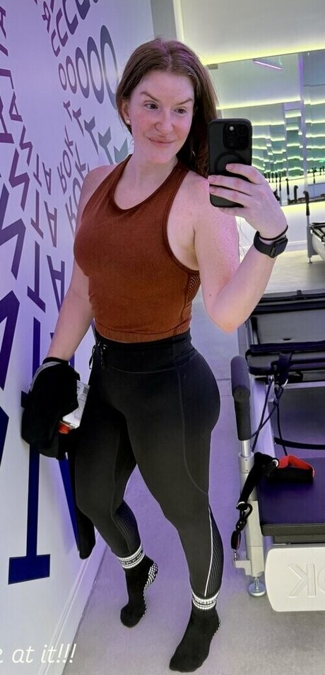 Marissa Gardella セックスモデル 写真