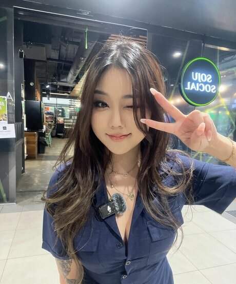 美しいフェラチオオンリーファンズ 美しい裸 ギャラリー