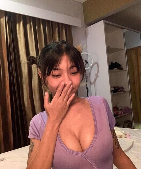 asmr 足 オンリーファンズ アートヌード 写真