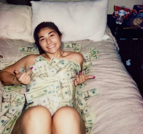 エボニーサマーオンリーファンズ ホットセクシー ギャラリー