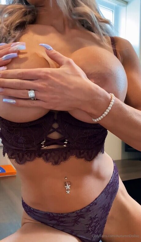 ジムレギンス オンリーファンズ アートヌード 写真