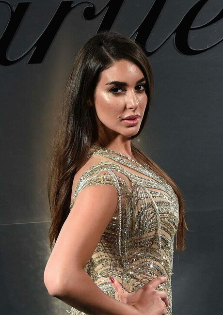 Yasmine Sabri セクシーなスター ギャラリー