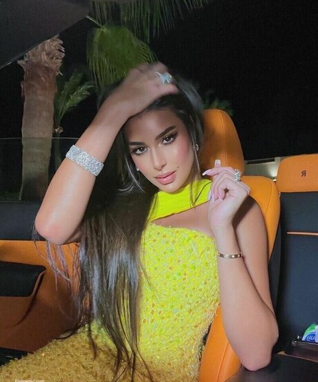 Yasmine Sabri ホット女優 画像