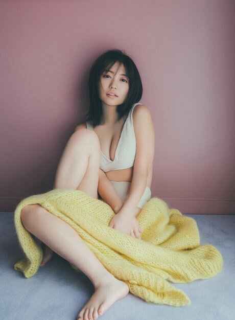 Yuno Ohara スター ヌード ギャラリー