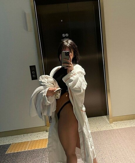 Hellini fit トップスター ギャラリー