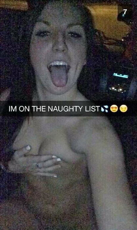 最もホットな女の子オンリーファンズ セクシー裸 写真