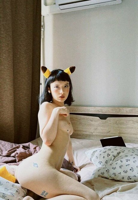 曲線美のラテン系オンリーファンズ ホットヌード ギャラリー