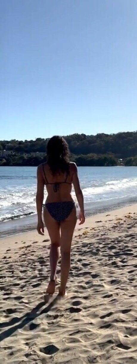 ティーンヌードオンリーファンズ 美しいヌード 画像