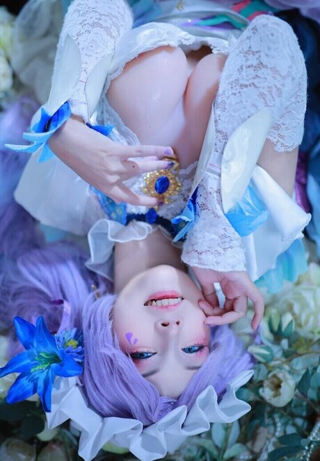 Plathong セクシー女優 写真