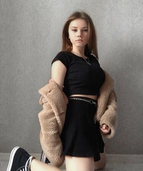 クーガー熟女オンリーファンズ トップ 画像