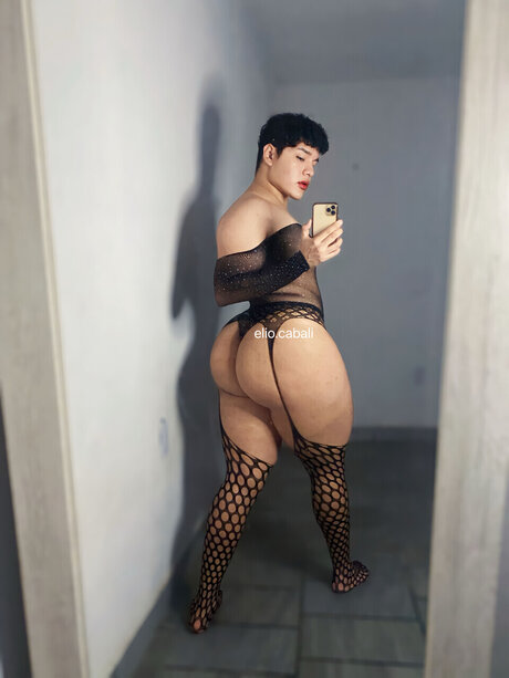 Elio Cabali ヌードモデル 写真