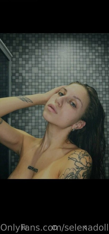 selenaadoll ヌードモデル 写真