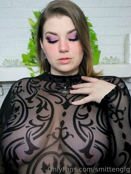 太ったおばあちゃんオンリーファンズ セックス 写真