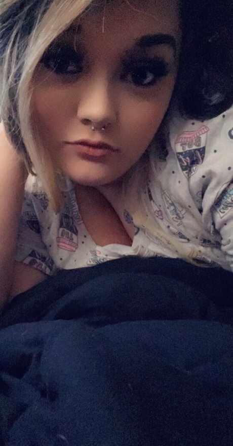 熟女フェラチオオンリーファンズ 美しい 写真