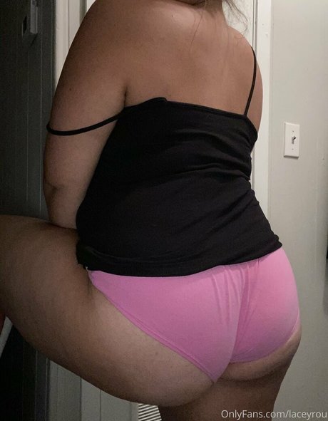 laceyrou 裸のスター 写真