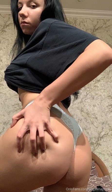 angelinapretty かわいいモデル 写真