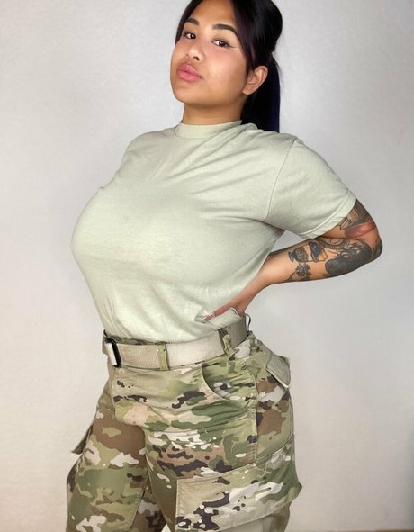 desireedeep ポルノスター エロティック 写真