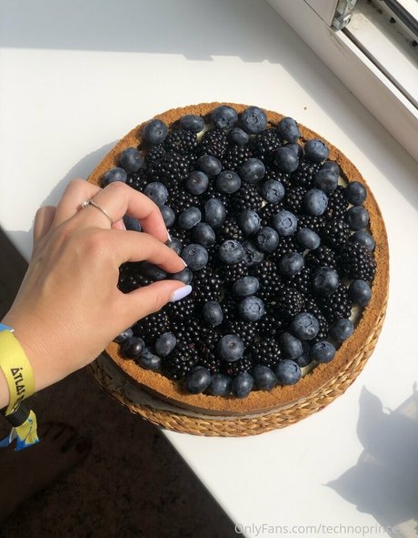 technoprincesss ポルノスター 無料 写真