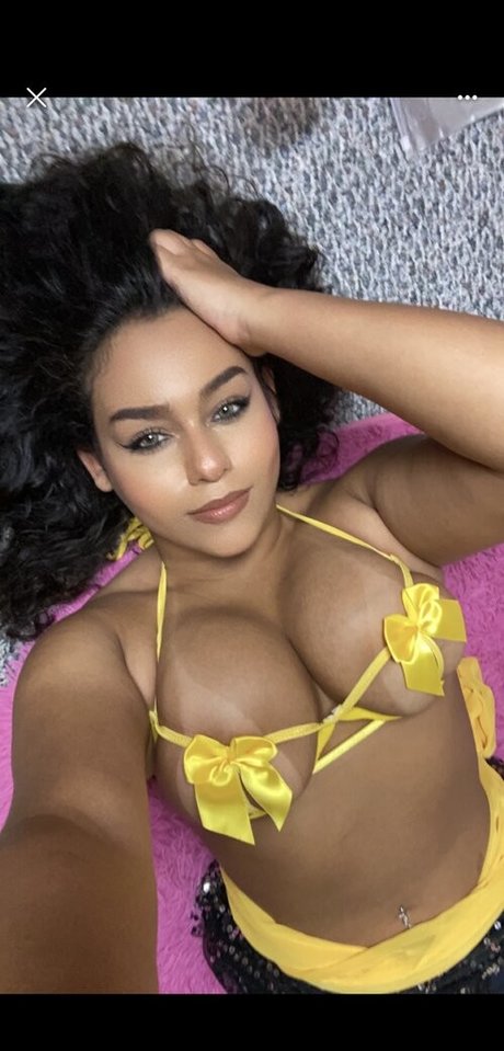 Gabby B トップ女優 写真